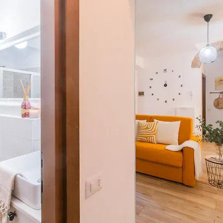 Apartment Centro Proprio Dietro L'angolo Como