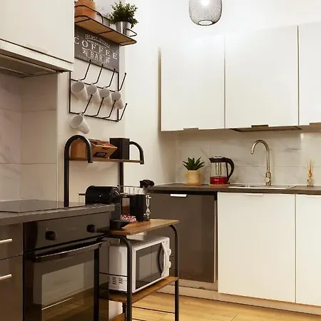 Centro Proprio Dietro L'angolo Апартаменты *