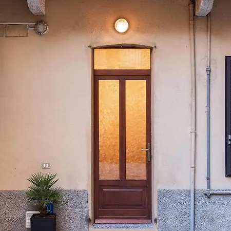 Апартаменты Centro Proprio Dietro L'angolo *