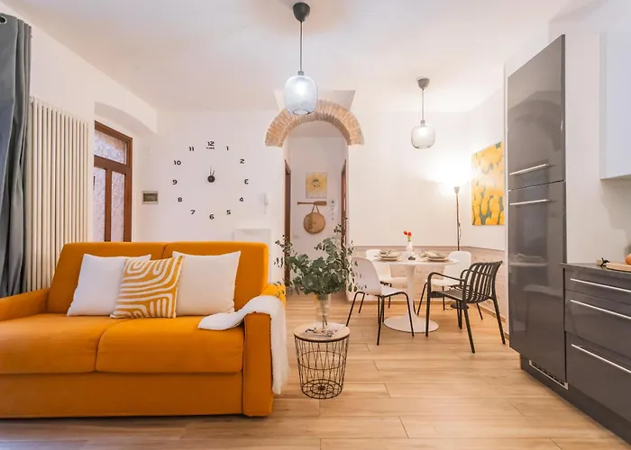 Apartment Centro Proprio Dietro L'angolo Como